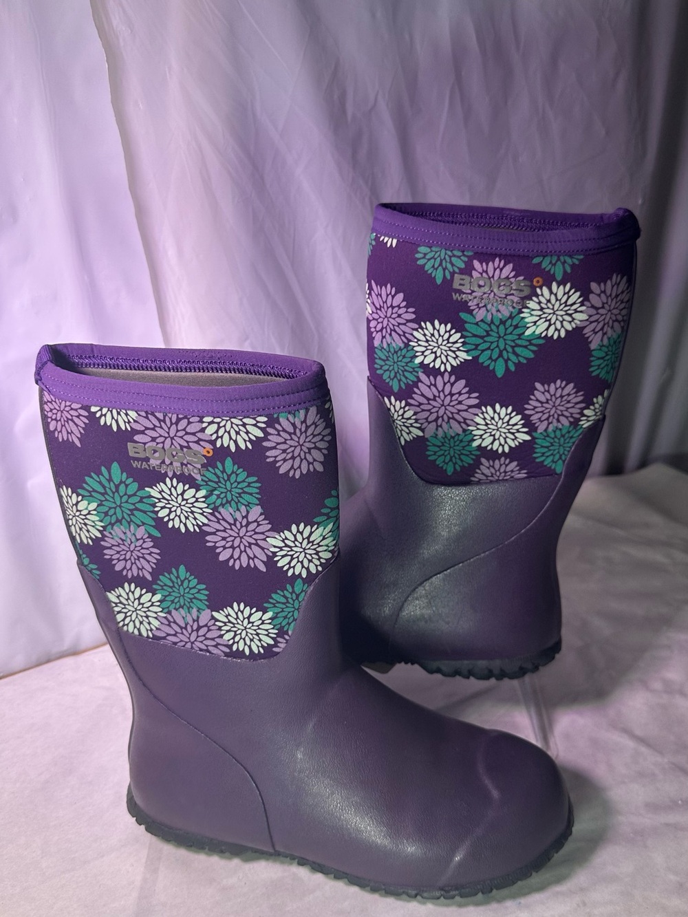 Bogs Purple Floral Waterproof Rain Boots with Teal Accents